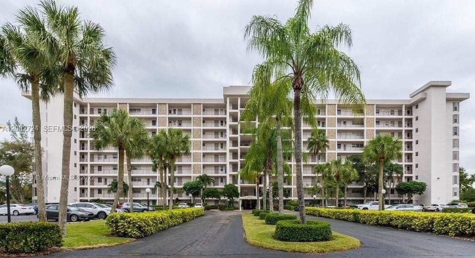 3000 S Course Drive 304, Pompano Beach, FL 33069