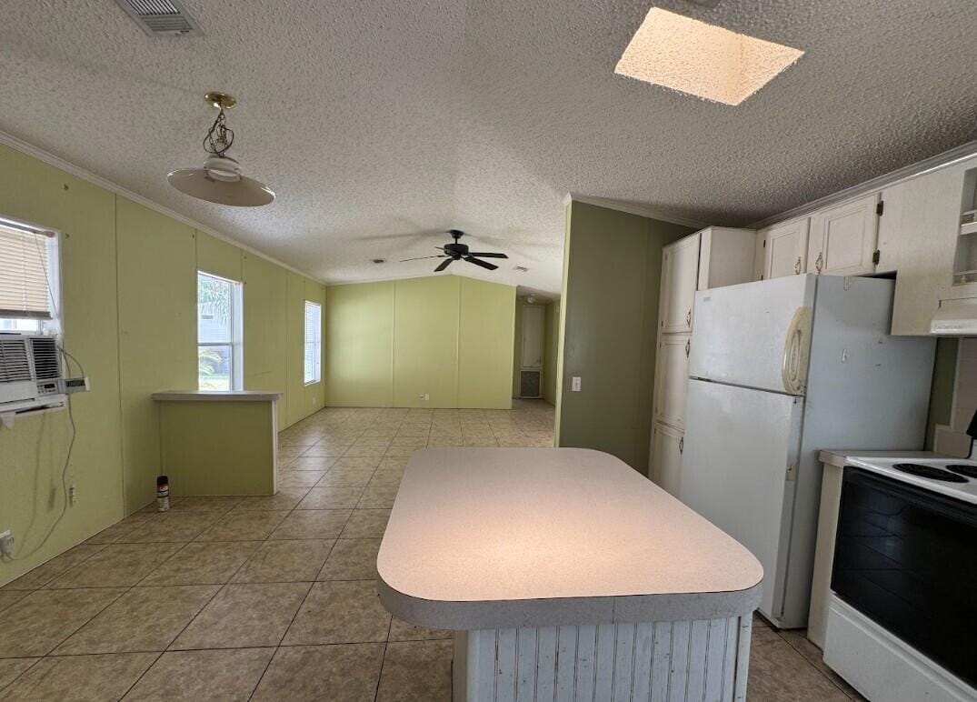 104 Plantation Boulevard 104, Greenacres, FL 33467 photo 3