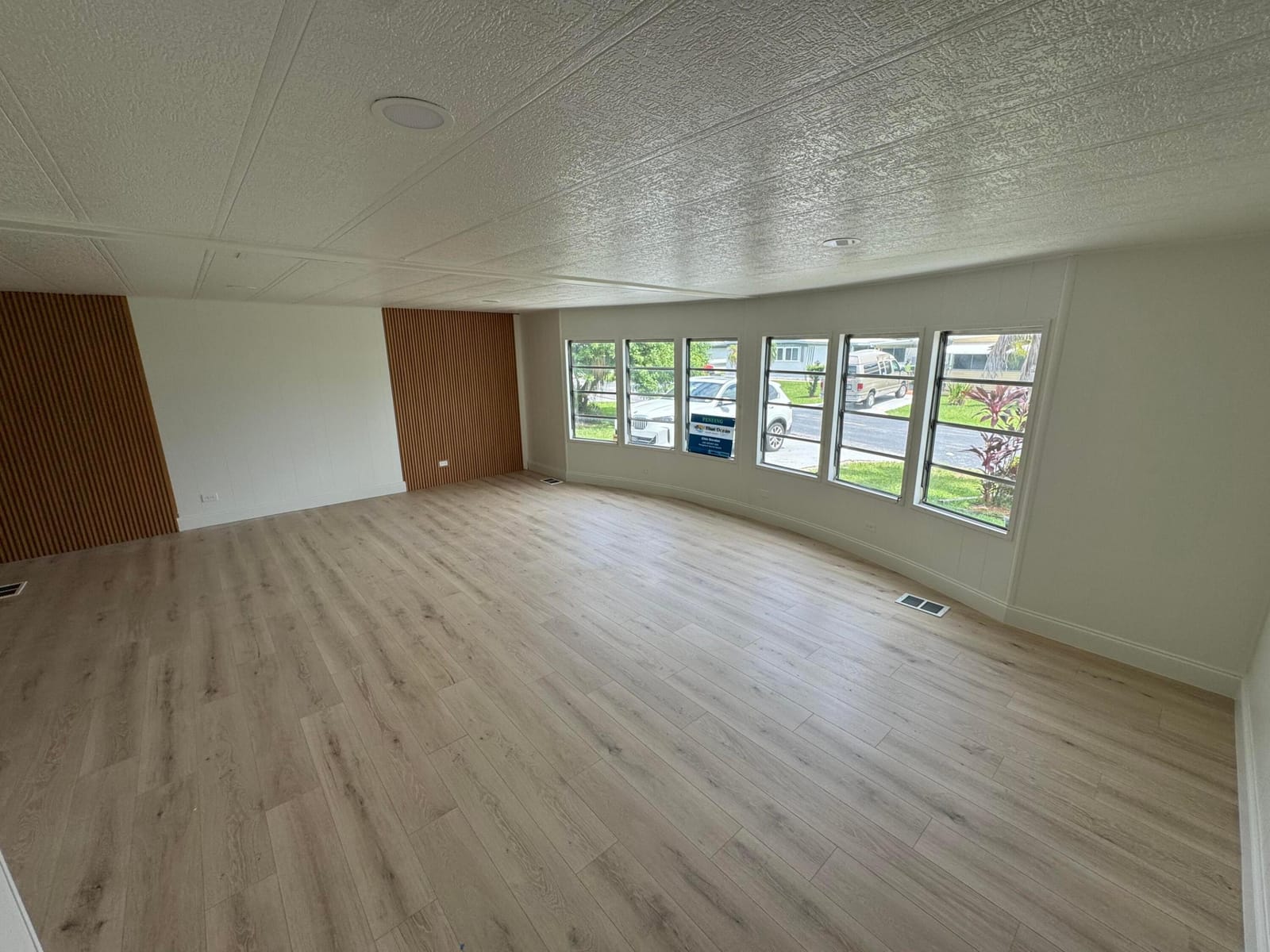 8629 Crown Drive — photo 7