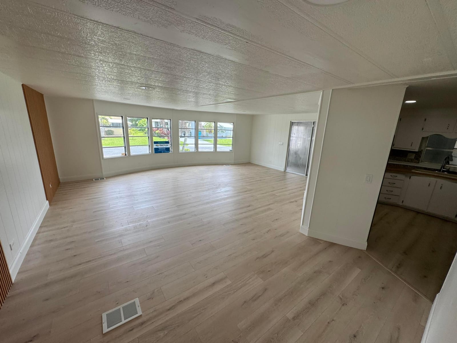 8629 Crown Drive — photo 9