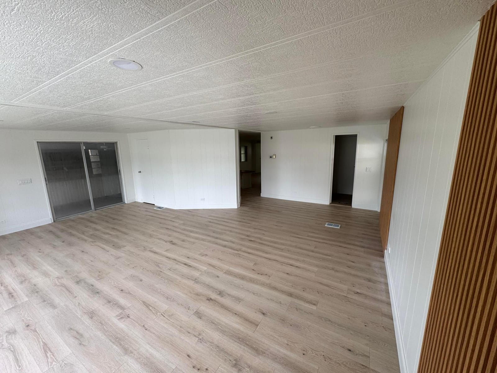 8629 Crown Drive — photo 10