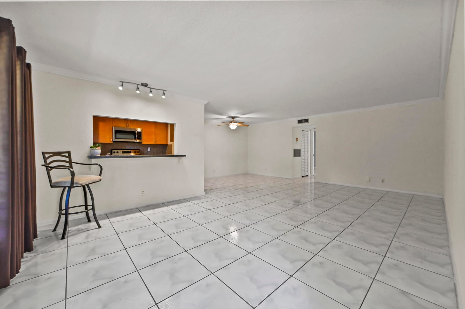 605 High Point Boulevard N C, Delray Beach, FL 33445 photo 7