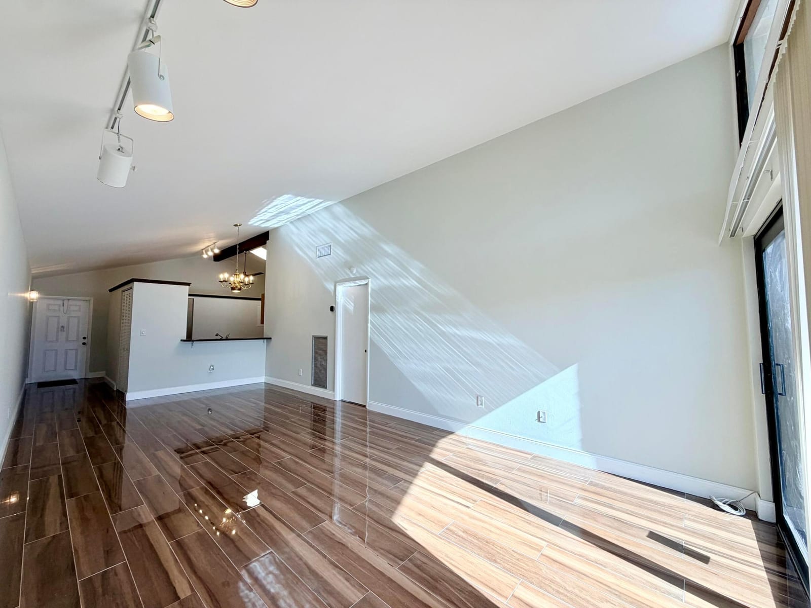 1720 NW 73rd Avenue — photo 8