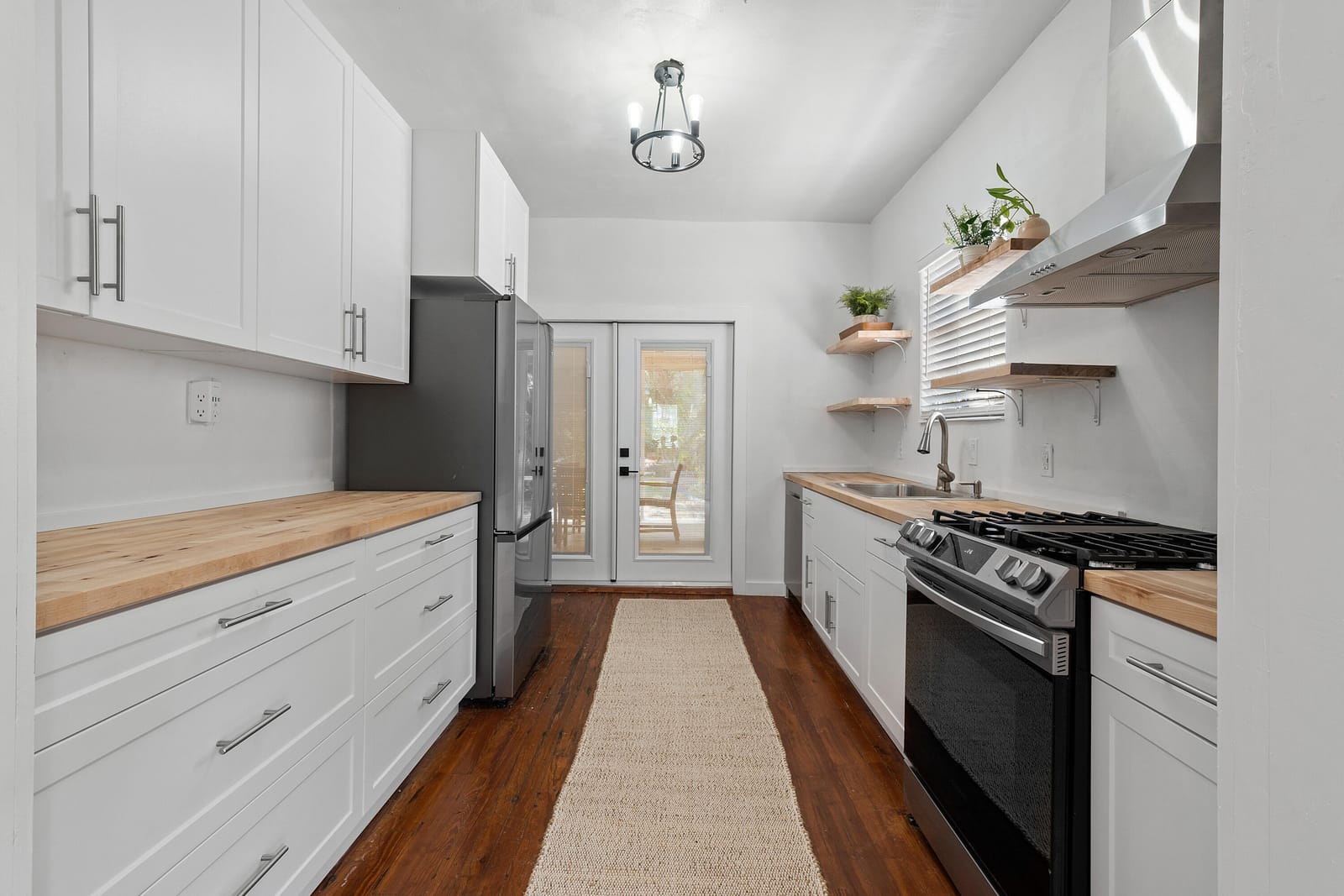 726 N Street — photo 8