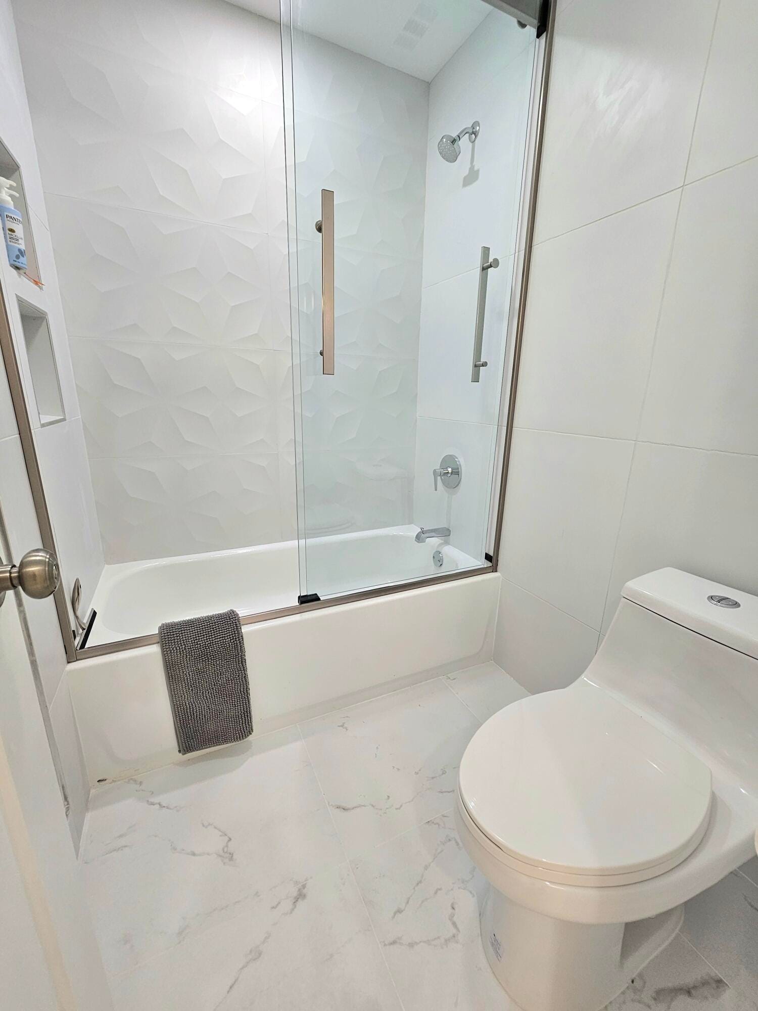 1631 NW 18th Avenue 201, Delray Beach, FL 33445 photo 28