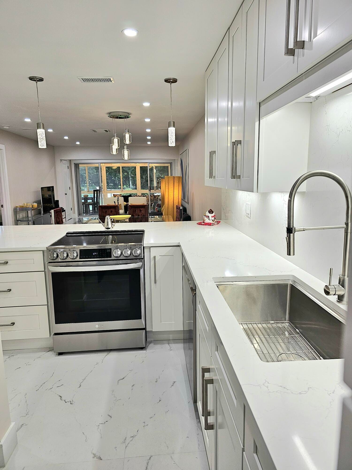 1631 NW 18th Avenue 201, Delray Beach, FL 33445 photo 8