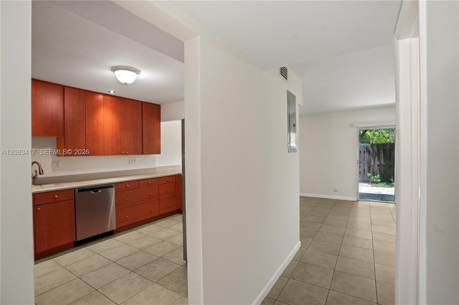 1749 SW 81st Lane 5-30 — photo 8