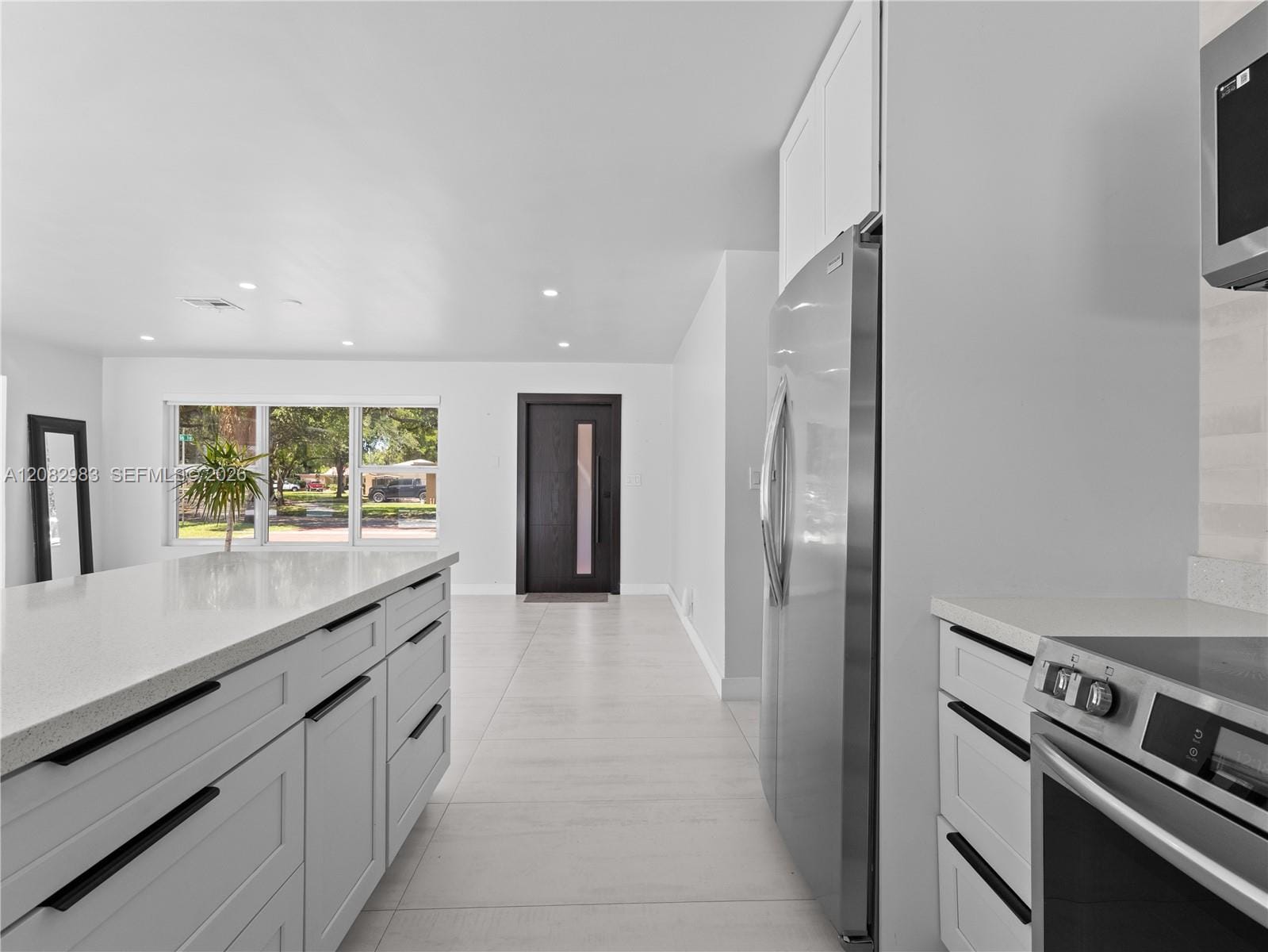 421 S 56th Terrace, Hollywood, FL 33023 photo 9