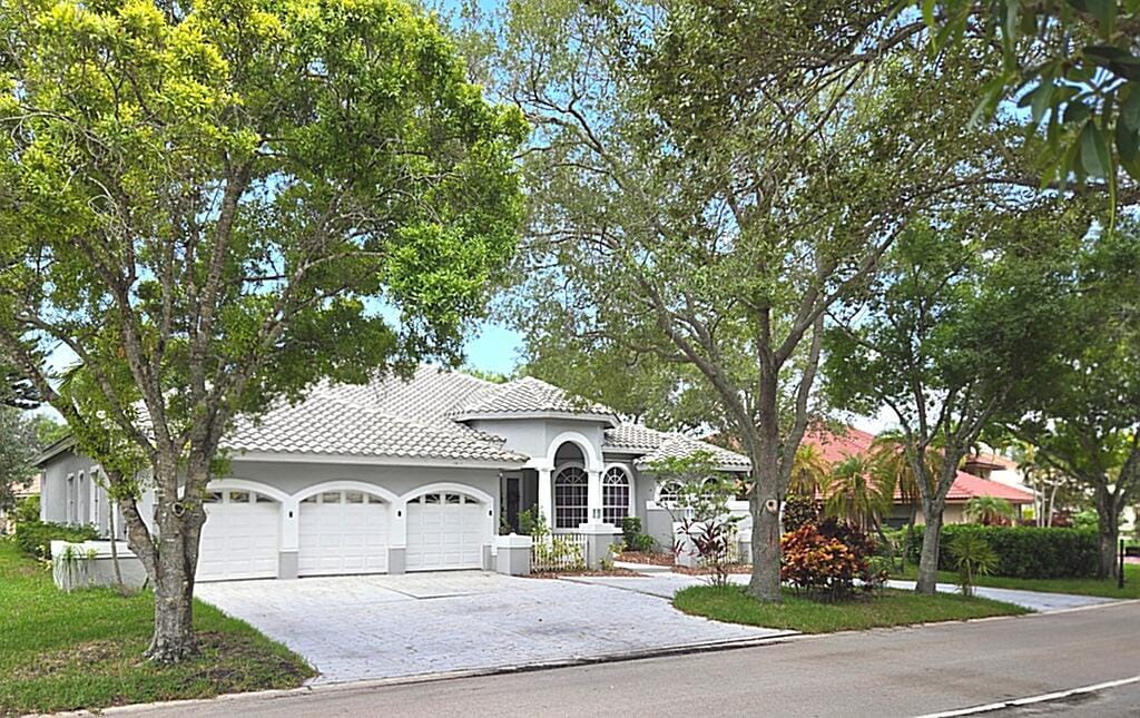 1811 Eagle Trace Boulevard W, Coral Springs, FL 33071 photo 28