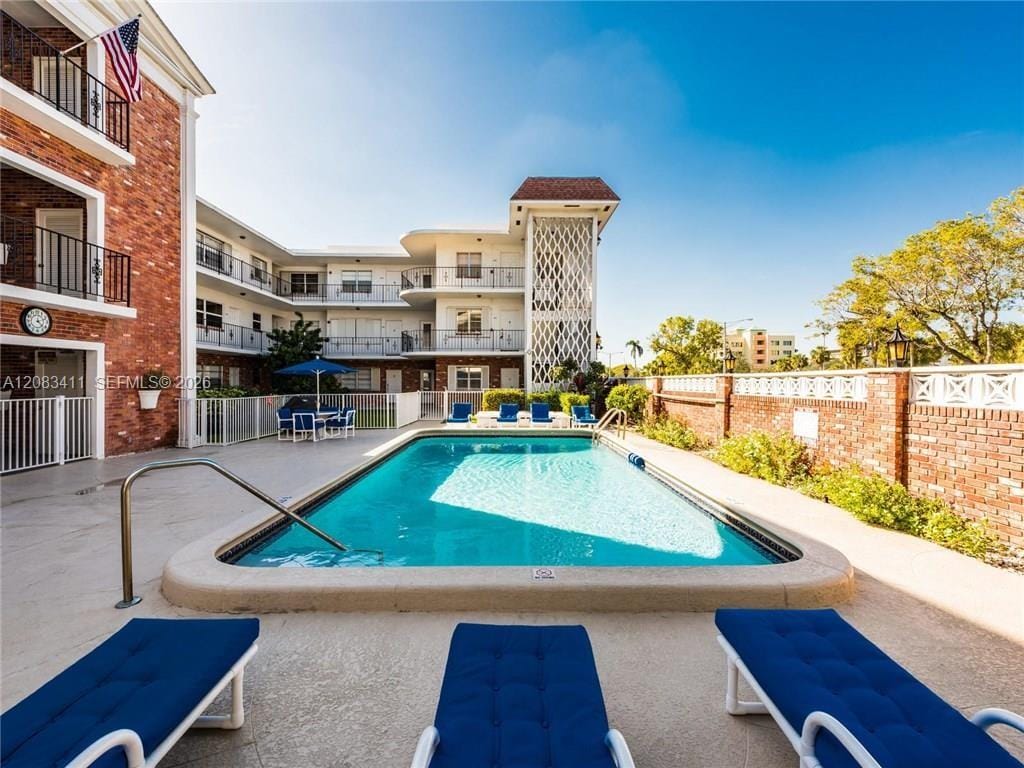 2340 NE 9th Street 210
