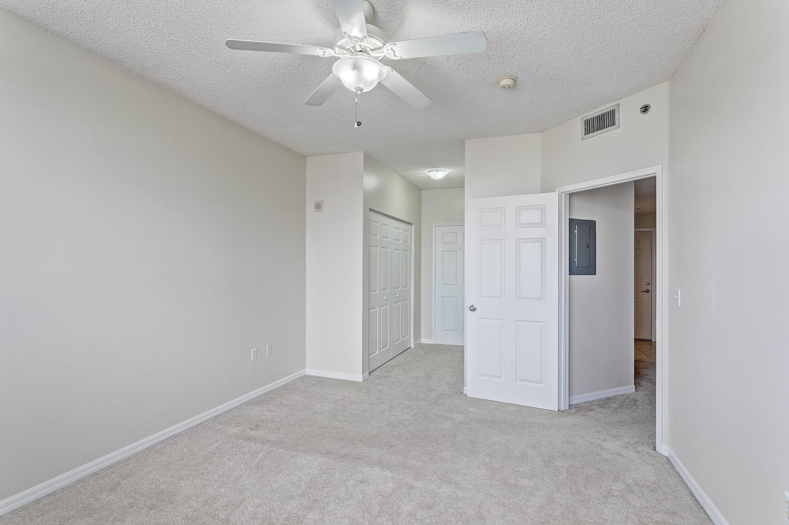 616 CLEARWATER PARK Road 602, West Palm Beach, FL 33401 photo 30