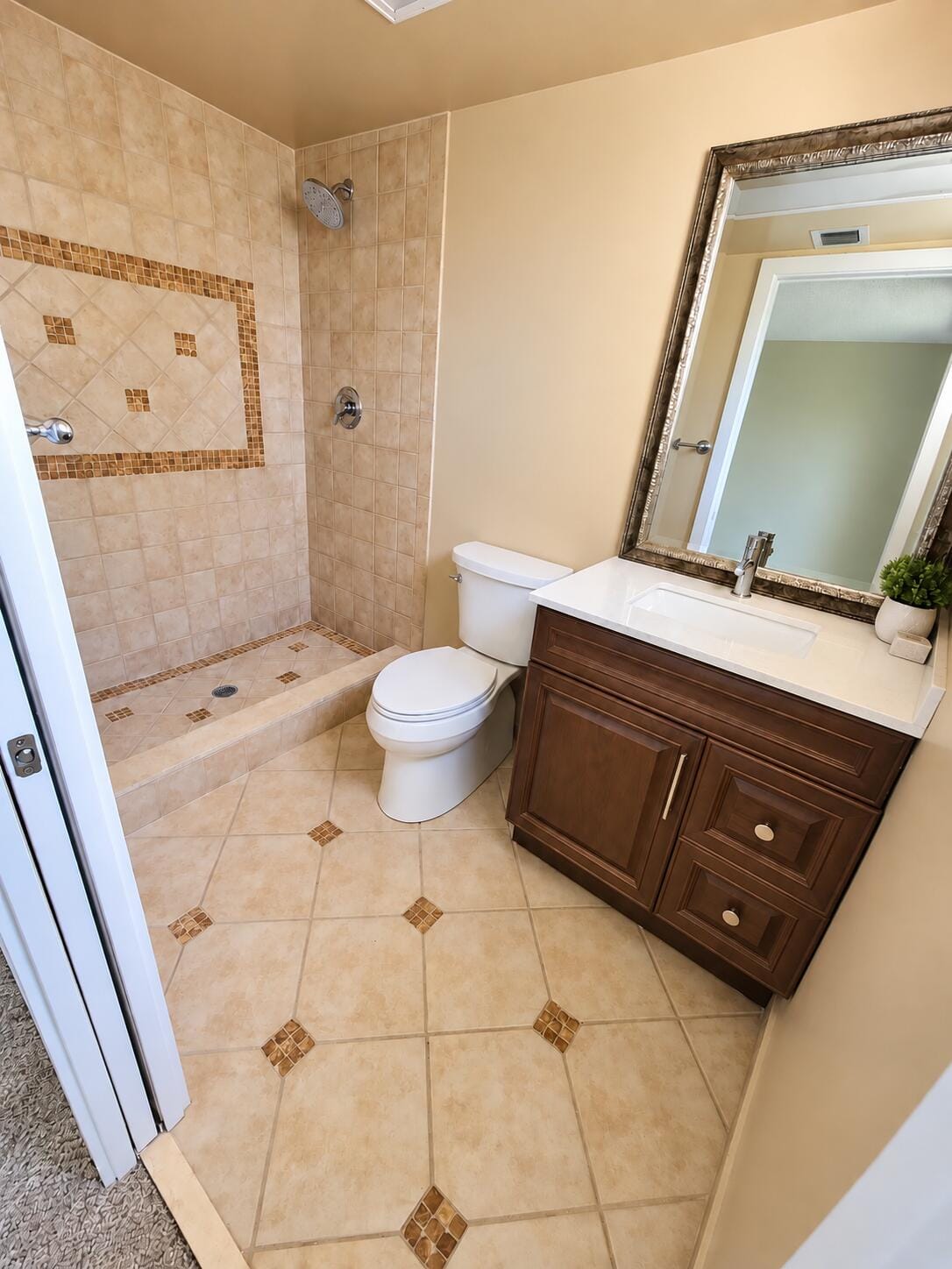 5130 Las Verdes Circle 301, Delray Beach, FL 33484 photo 12