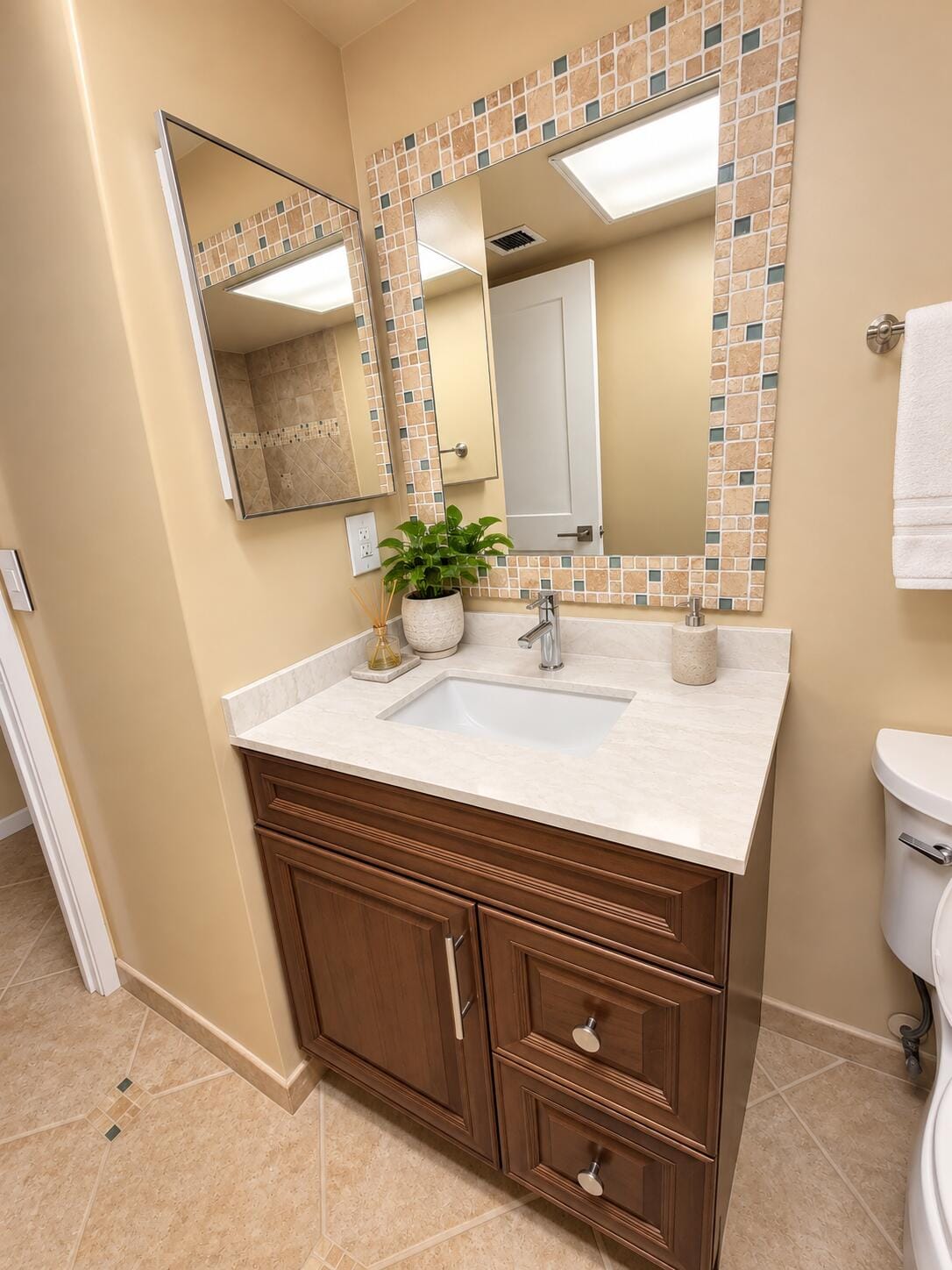 5130 Las Verdes Circle 301, Delray Beach, FL 33484 photo 18