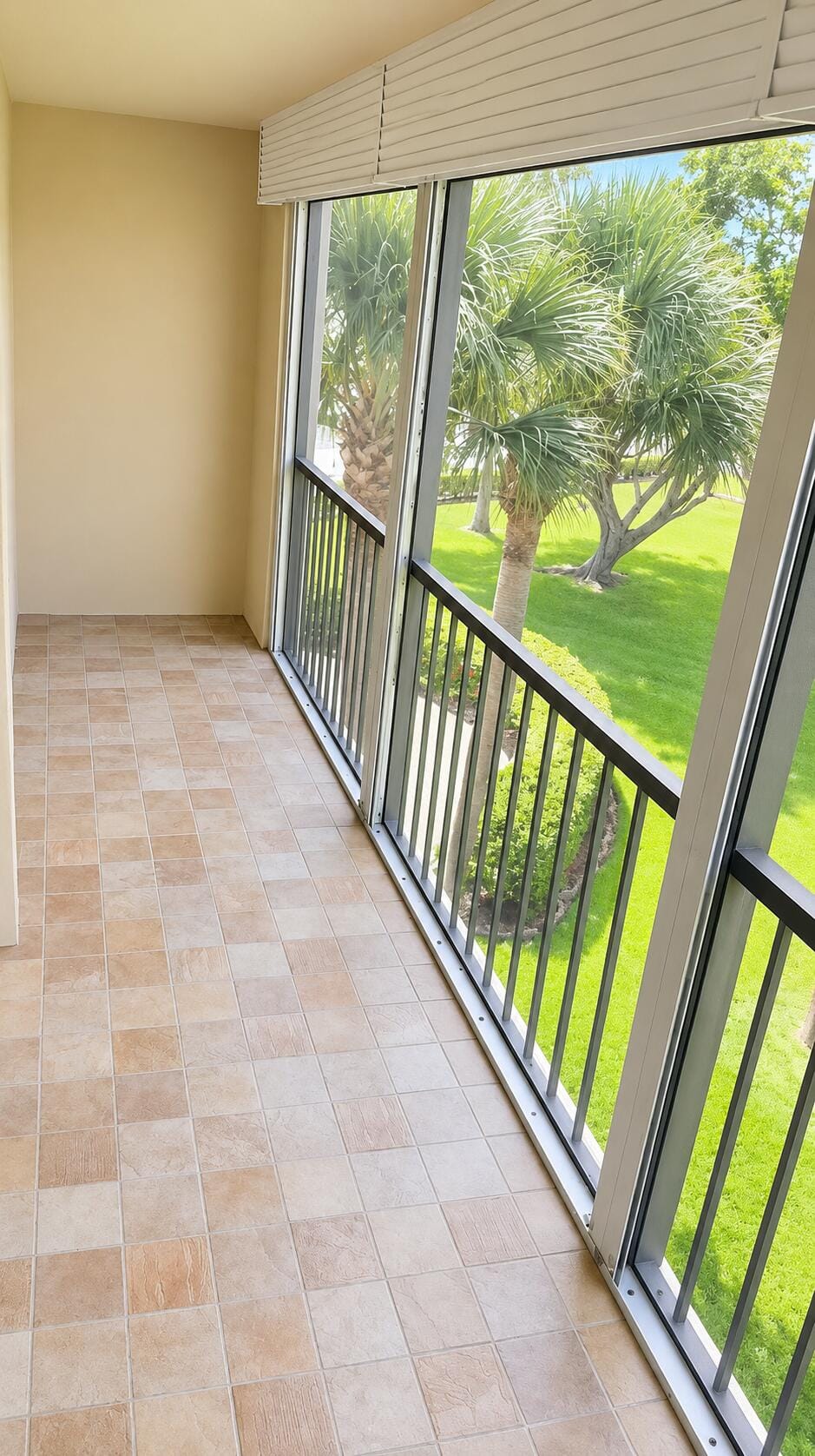 5130 Las Verdes Circle 301, Delray Beach, FL 33484 photo 7