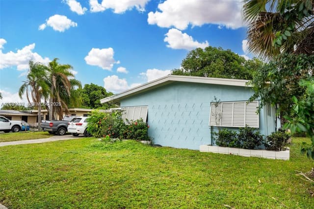 18525 NW 39th Avenue 0, Miami Gardens, FL 33055
