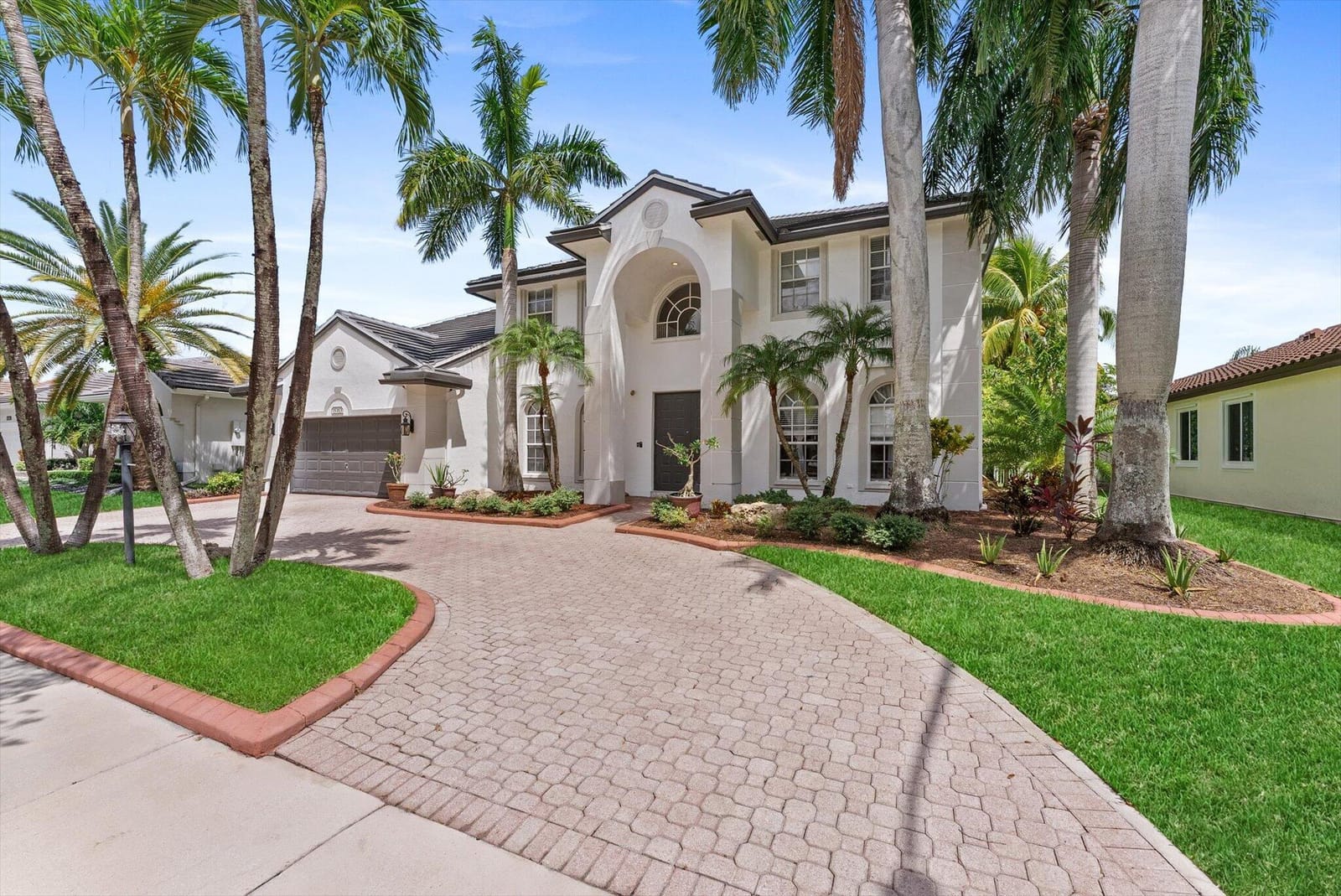 16363 SEGOVIA Circle S — photo 3