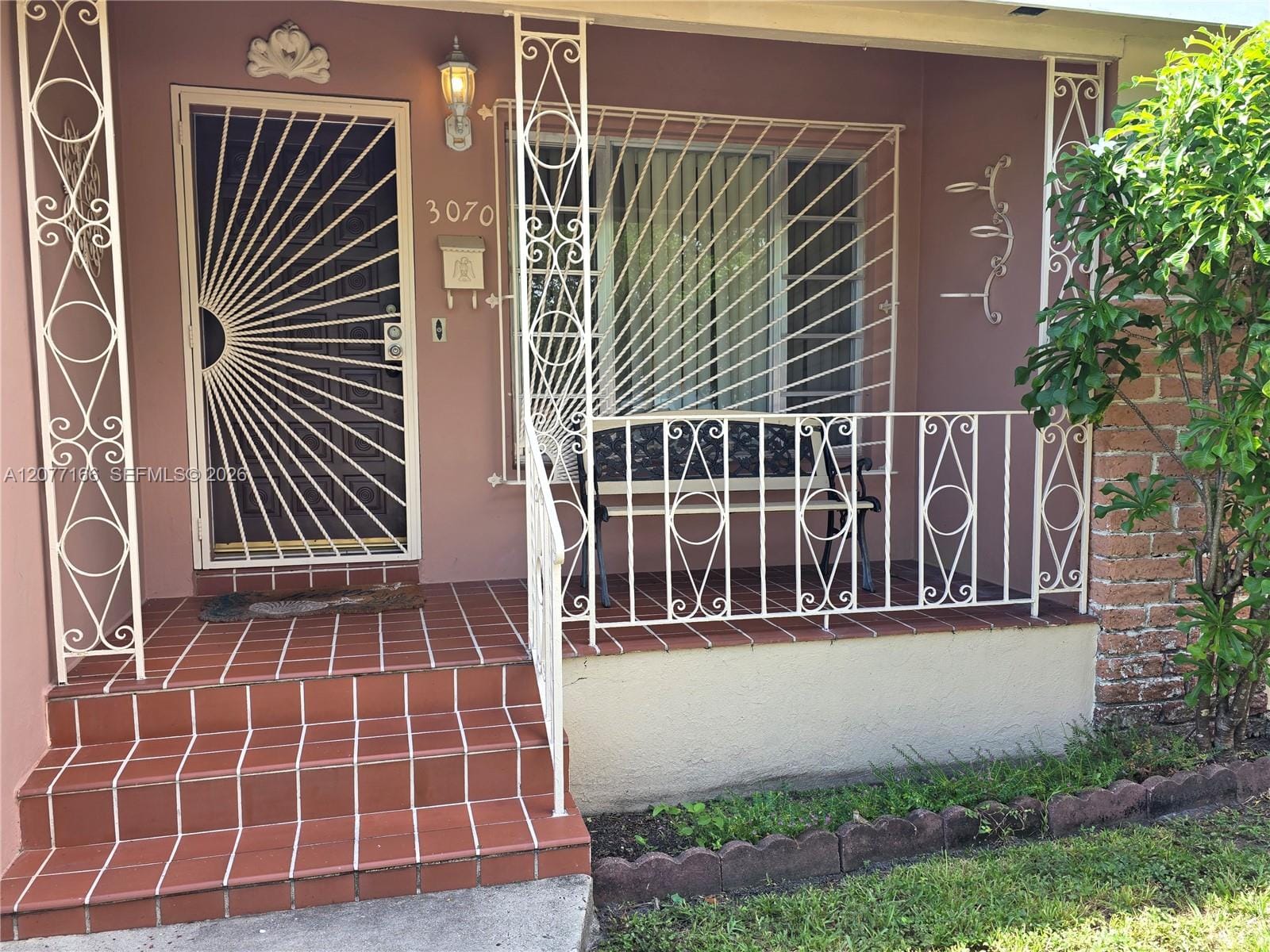 3070 NW 6th Street — photo 2