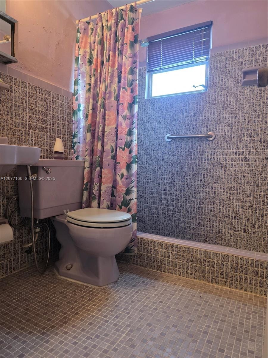 3070 NW 6th Street — photo 12