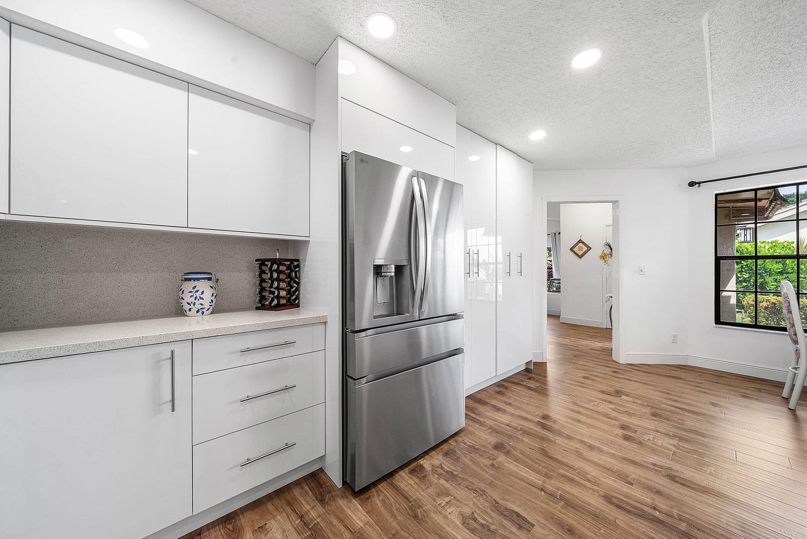 4830 BRIGHTON LAKES Boulevard — photo 11