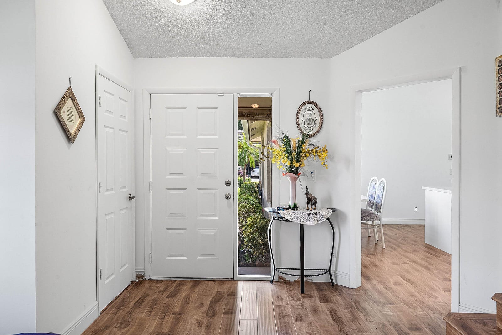 4830 BRIGHTON LAKES Boulevard — photo 4