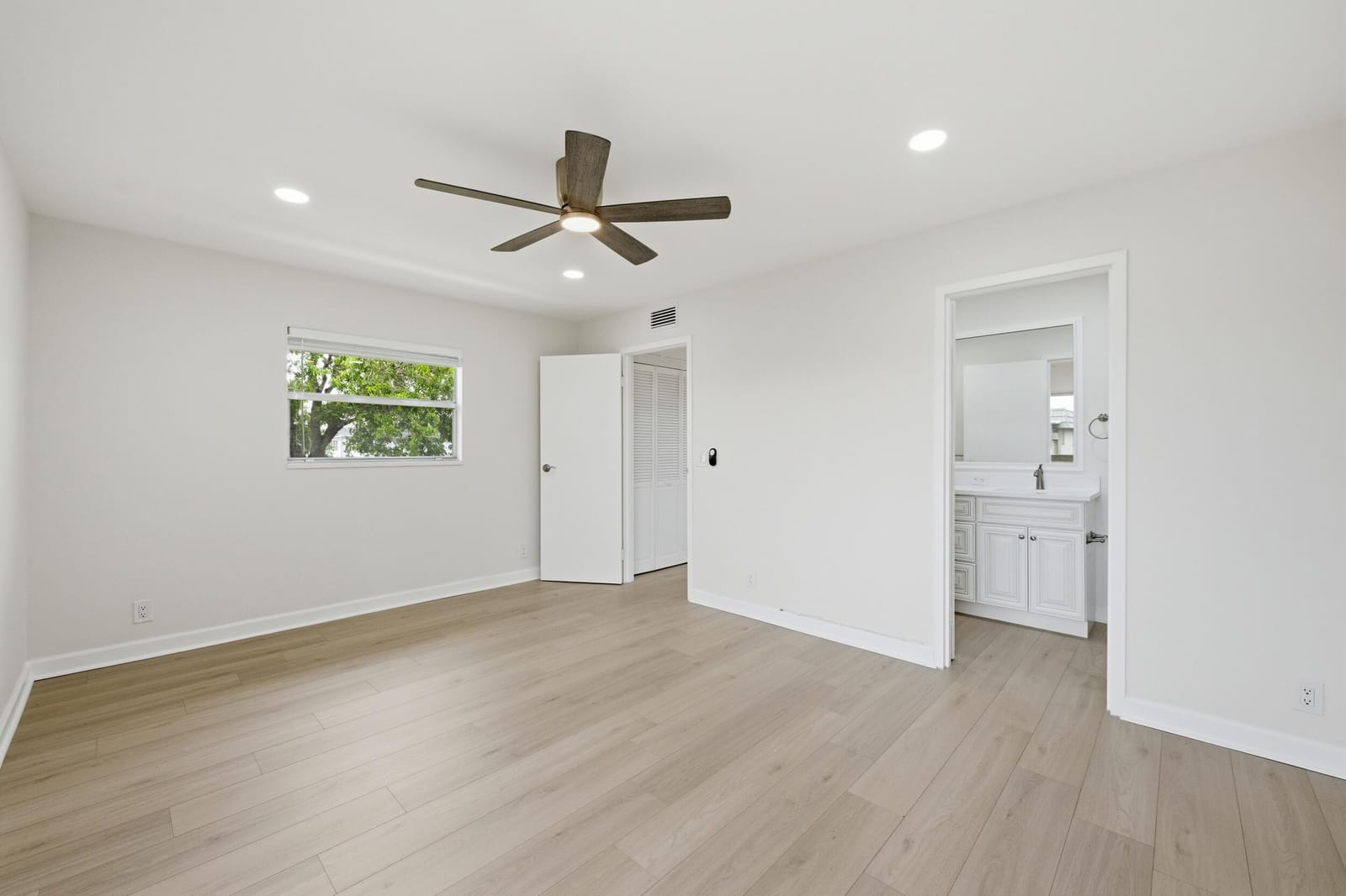 670 MONACO Court N, Delray Beach, FL 33446 photo 23