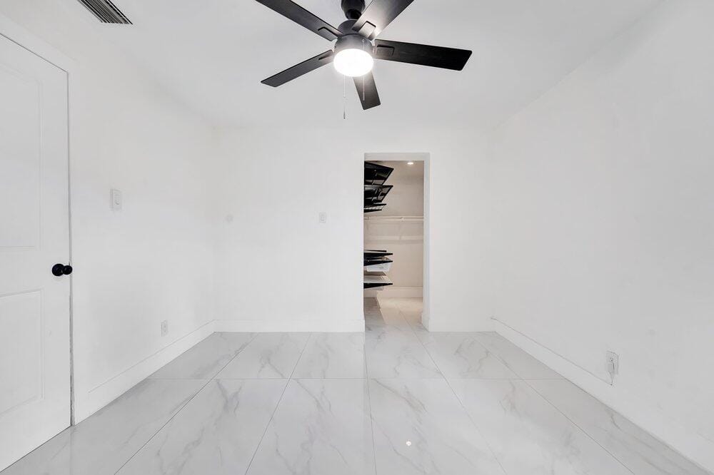 2220 HOPE Street — photo 9