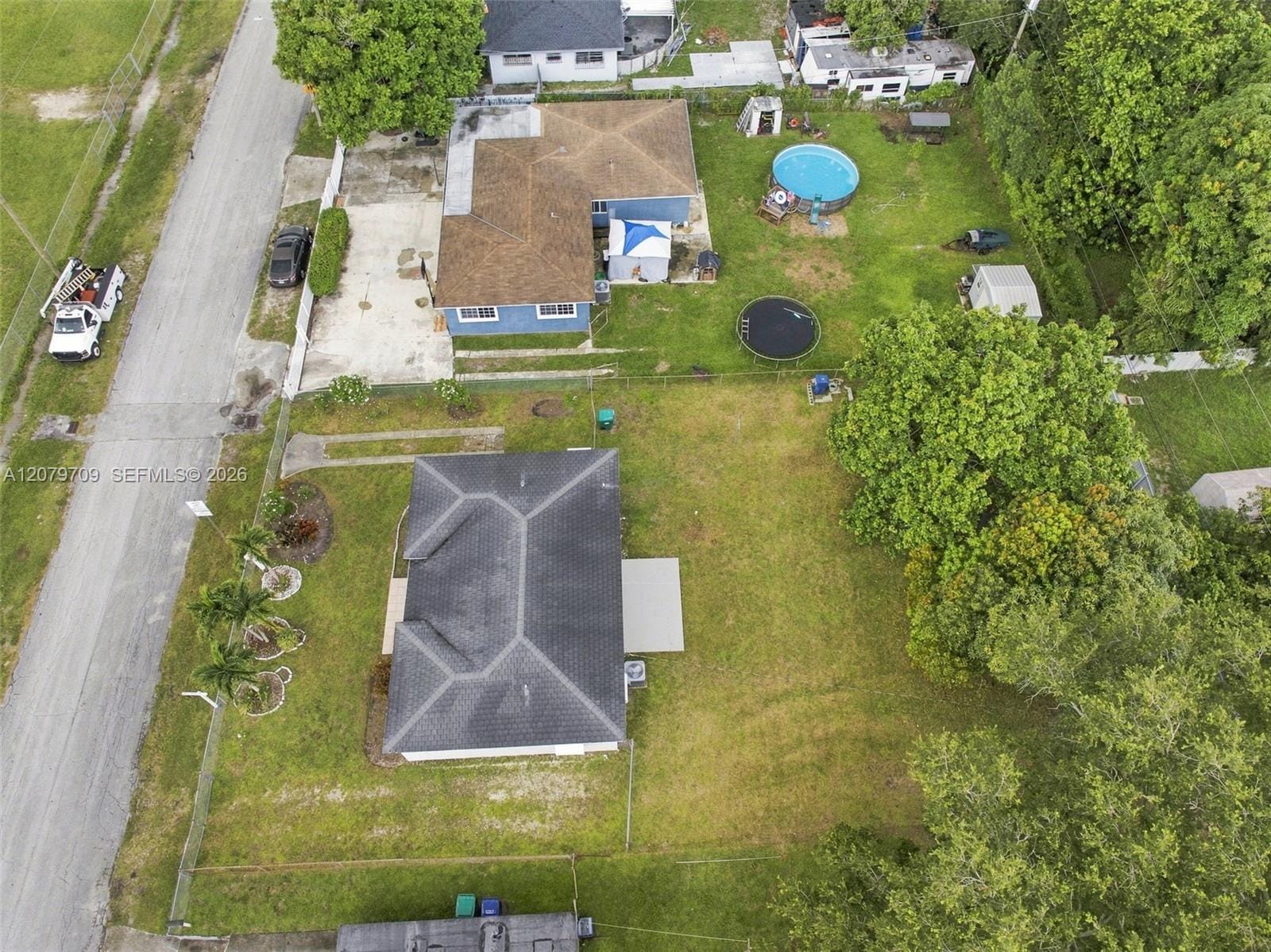2135 NW 129th Street, Miami, FL 33167 photo 4