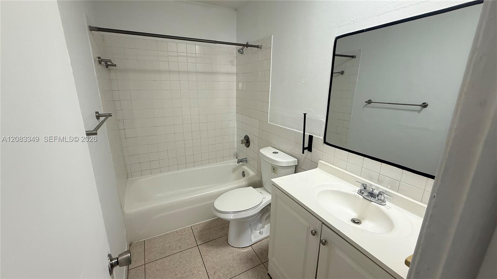 5432 NW 18th Place 5432 — photo 3