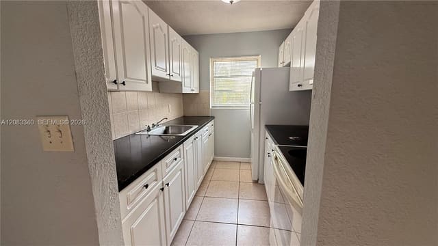 5318 NW 18th Place 5318, Lauderhill, FL 33313