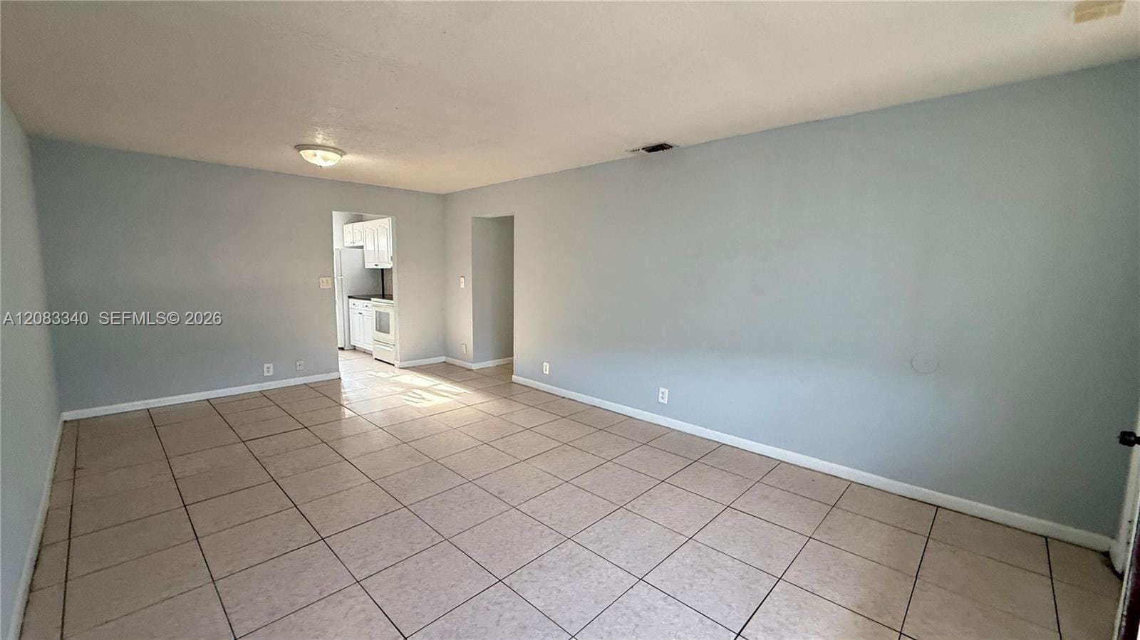 5318 NW 18th Place 5318 — photo 2