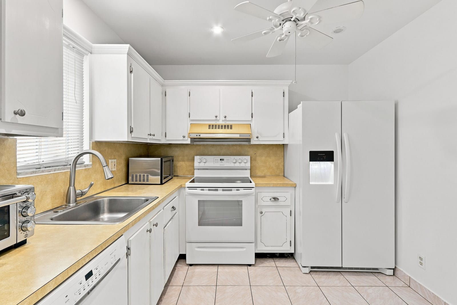 2538 Boundbrook Drive S 137, West Palm Beach, FL 33406