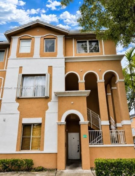 7080 NW 177th Street 107-13, Hialeah, FL 33015