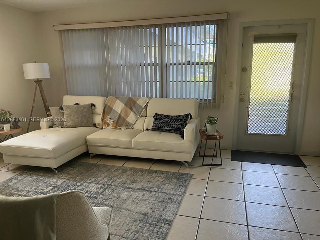 288 N Tilford N 288, Deerfield Beach, FL 33442 photo 4