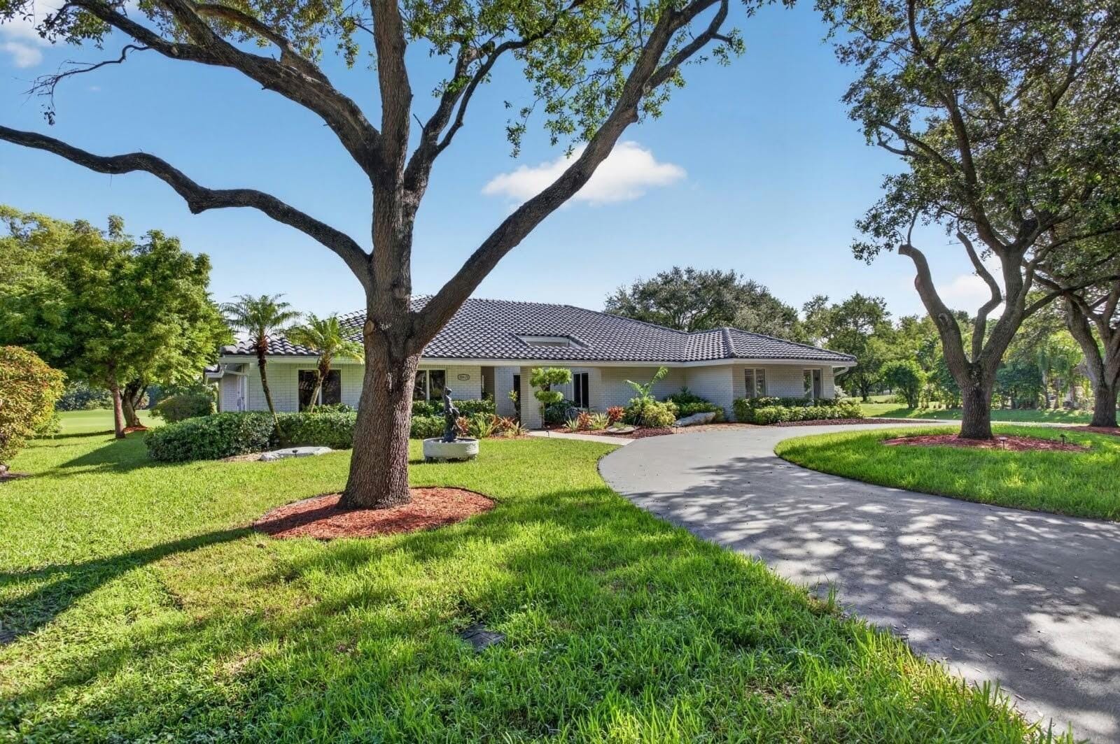 10971 NW 24TH Street — photo 4