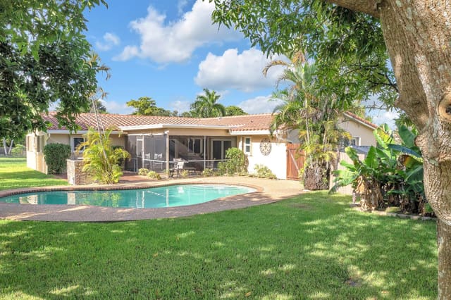 4120 NW 106TH Avenue, Coral Springs, FL 33065