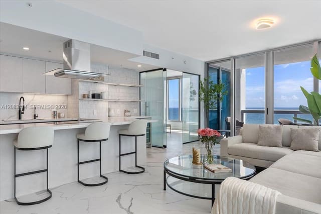 6899 Collins Avenue 1008, North Carillon Beach, Miami Beach, FL