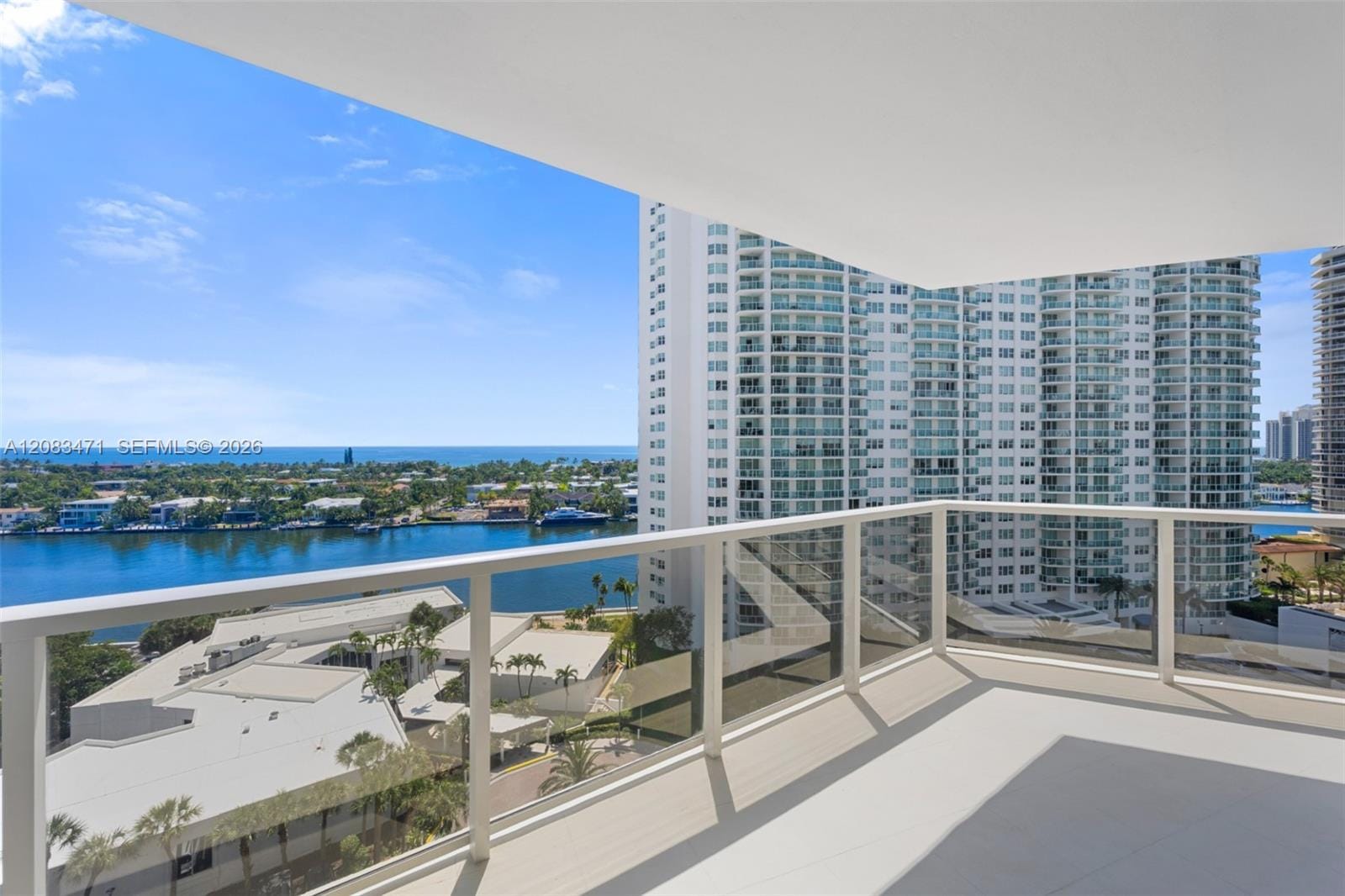 20281 E Country Club Drive 1008, Aventura, FL 33180 photo 28
