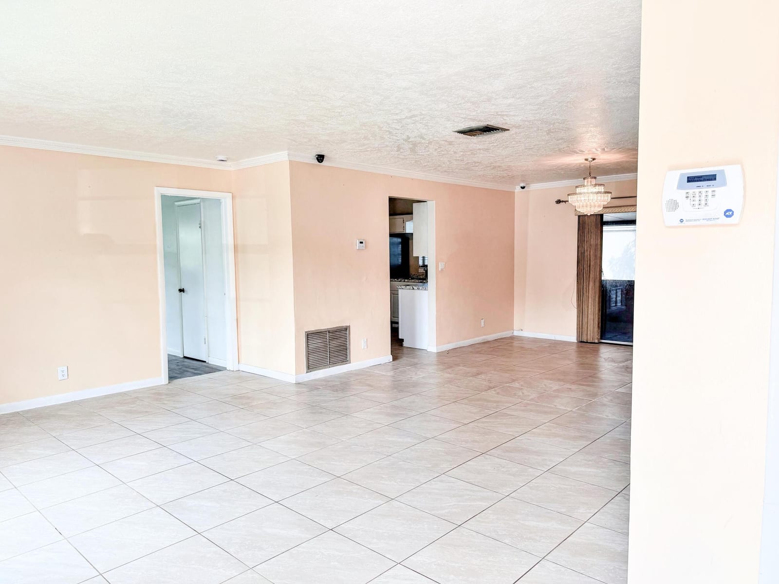650 SW 28TH Way, Fort Lauderdale, FL 33312 photo 2