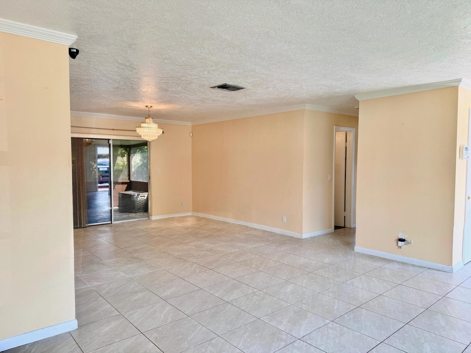 650 SW 28TH Way, Fort Lauderdale, FL 33312 photo 3