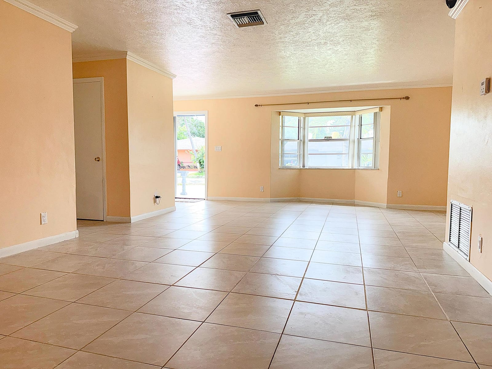 650 SW 28TH Way, Fort Lauderdale, FL 33312 photo 4