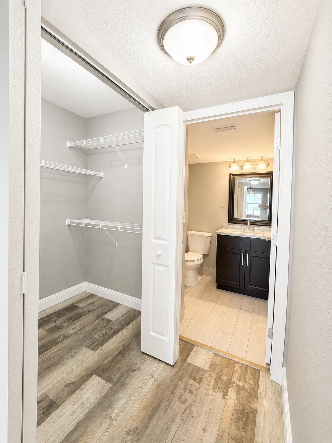 2831 N Oakland Forest Drive 101, Oakland Park, FL 33309 photo 14