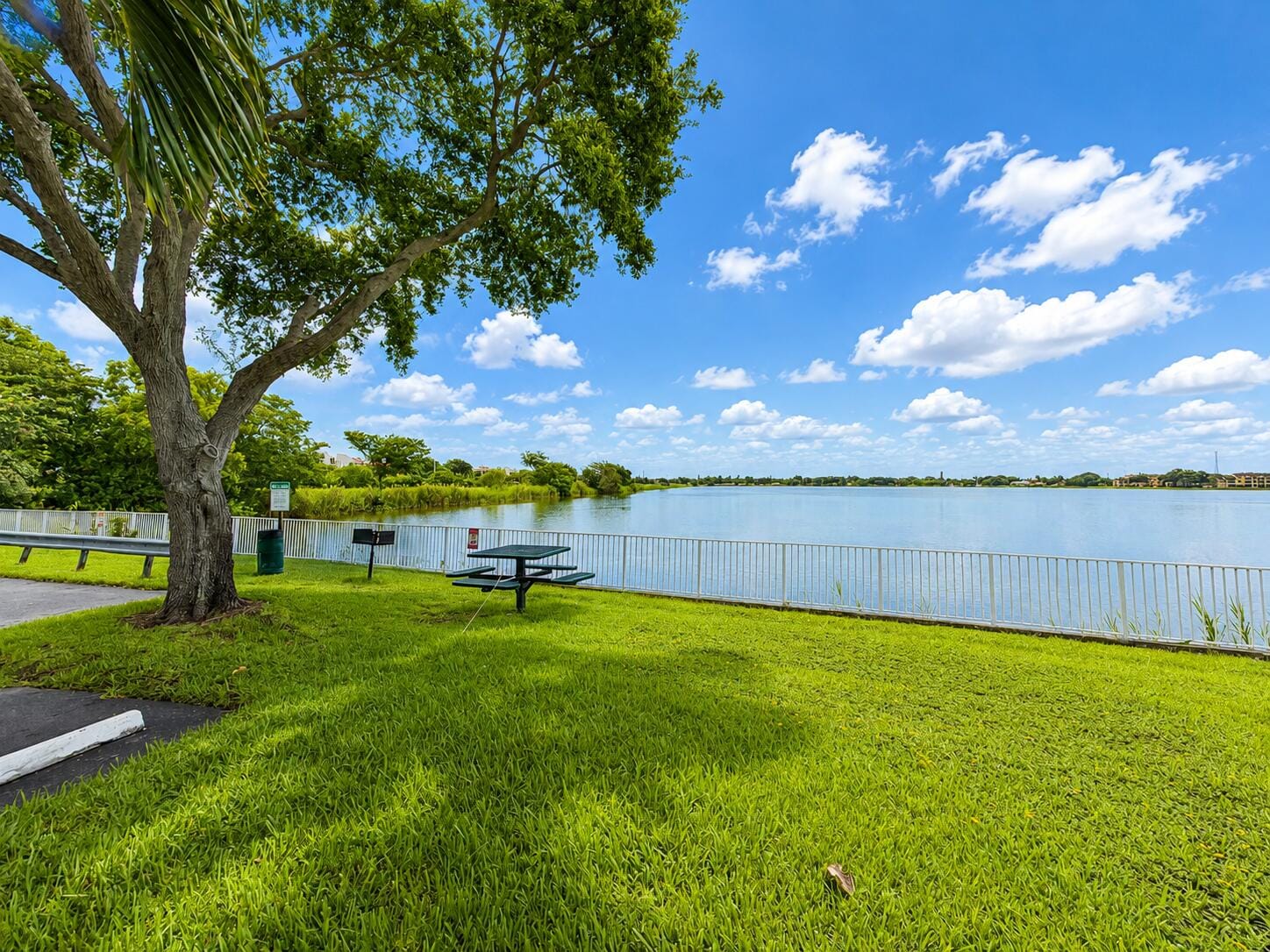 2831 N Oakland Forest Drive 101, Oakland Park, FL 33309 photo 24