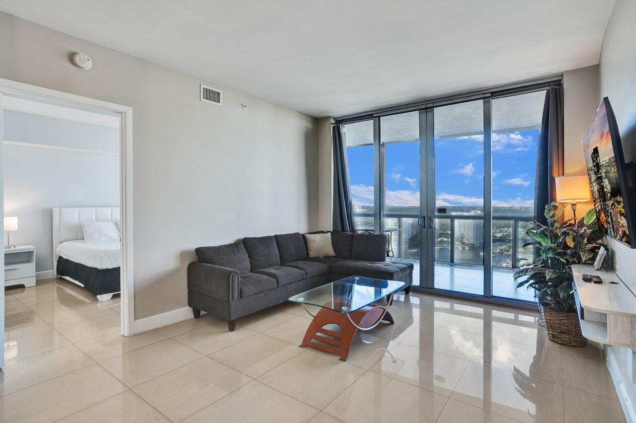2600 E HALLANDALE BEACH Boulevard T3210 — photo 10