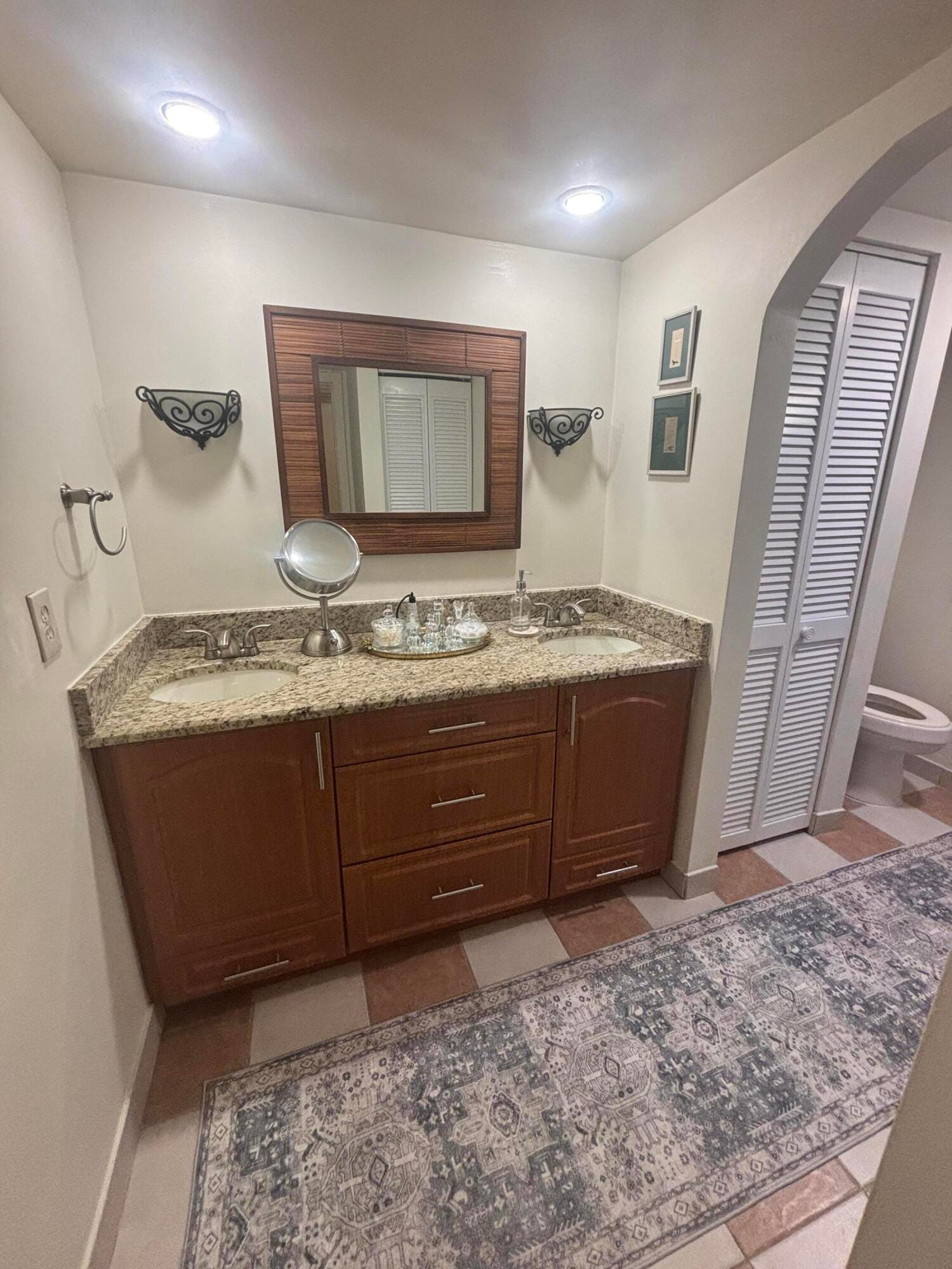113 W LAKE ARBOR Drive, Palm Springs, FL 33461 photo 16