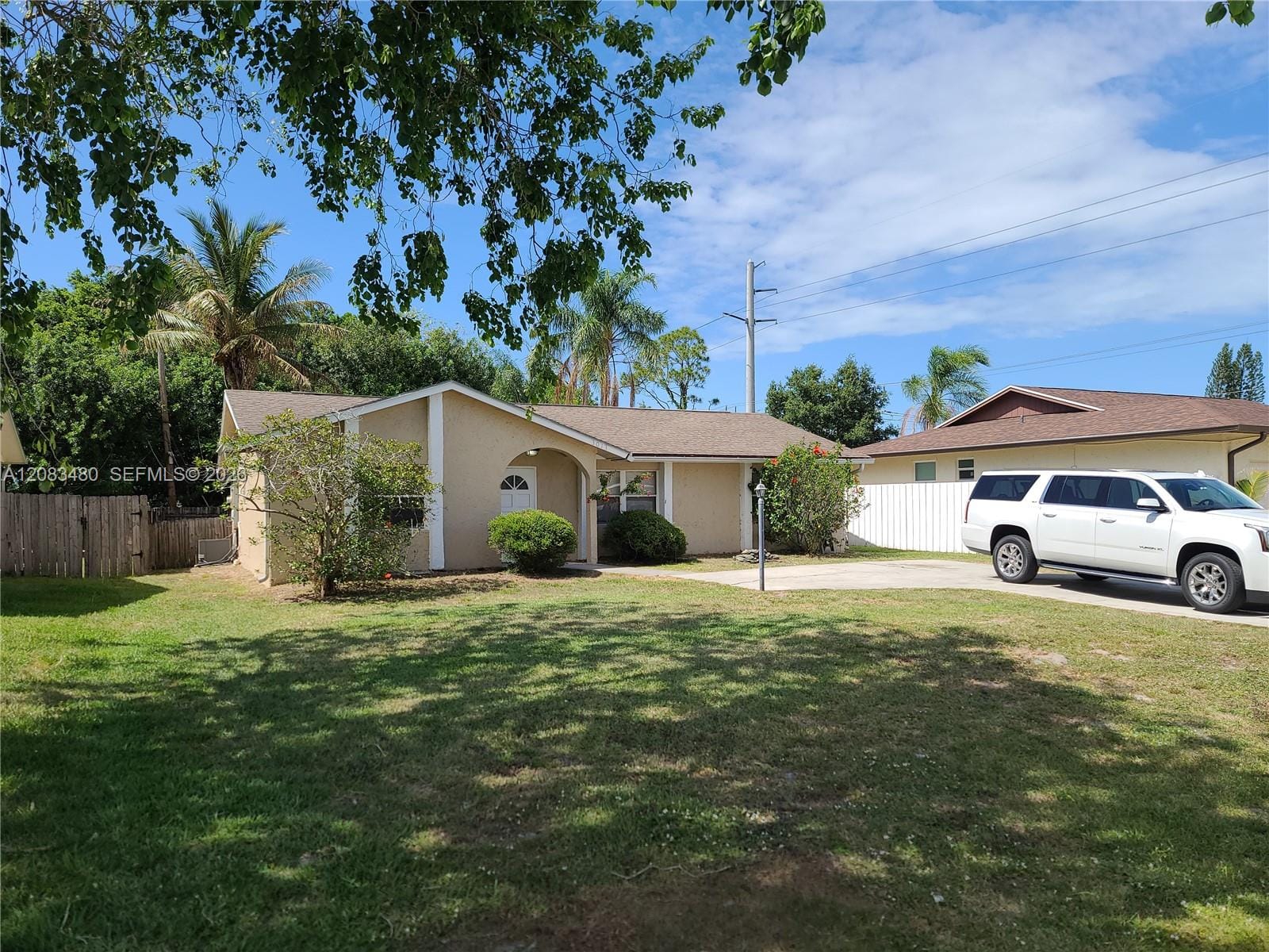 3013 SE Bamboo Street, Stuart, FL 34997