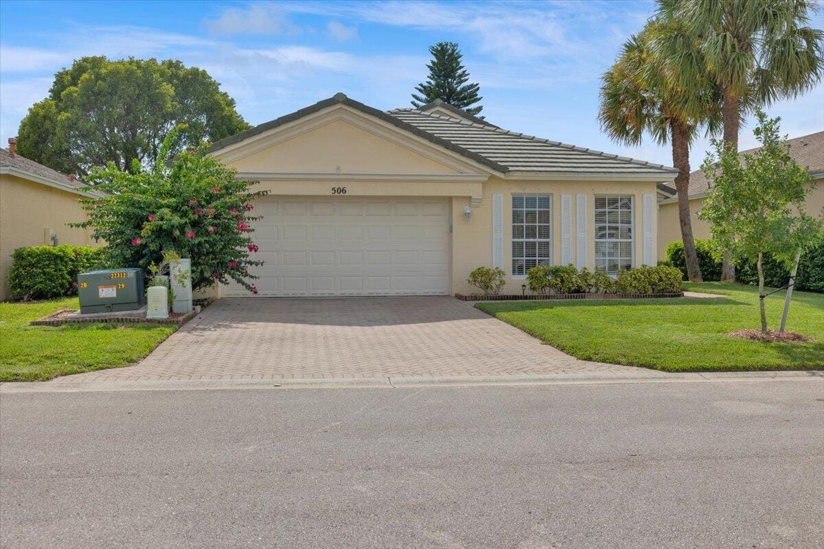 506 SW Indian Key Drive, Port St. Lucie, FL 34986 photo 2