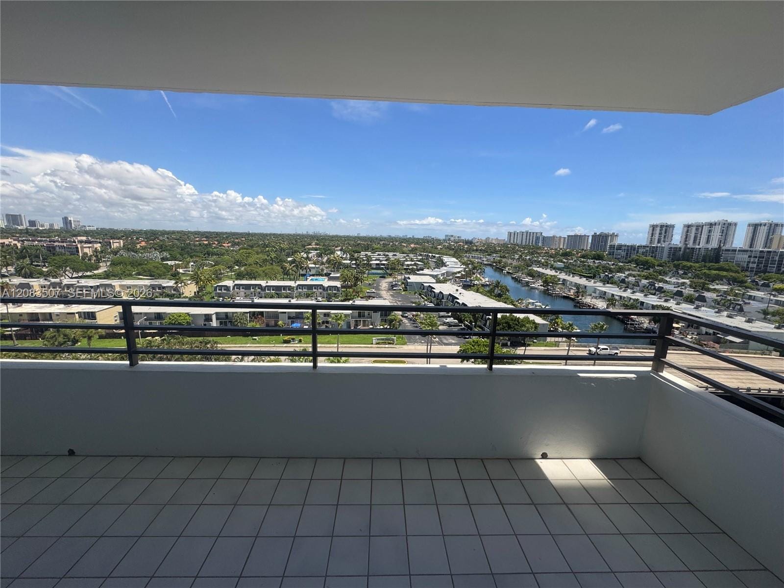 2500 Parkview Drive 1109 — photo 11