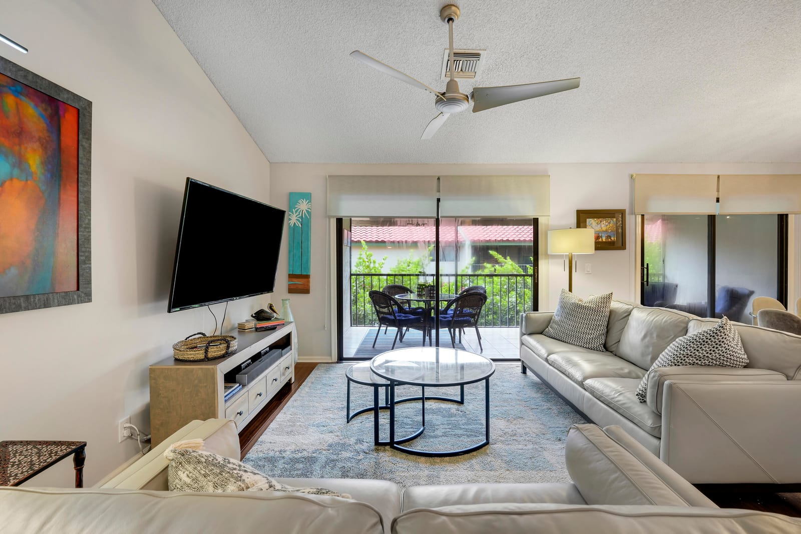 Pending home at 13 LEXINGTON Lane E G, Palm Beach Gardens, FL 33418