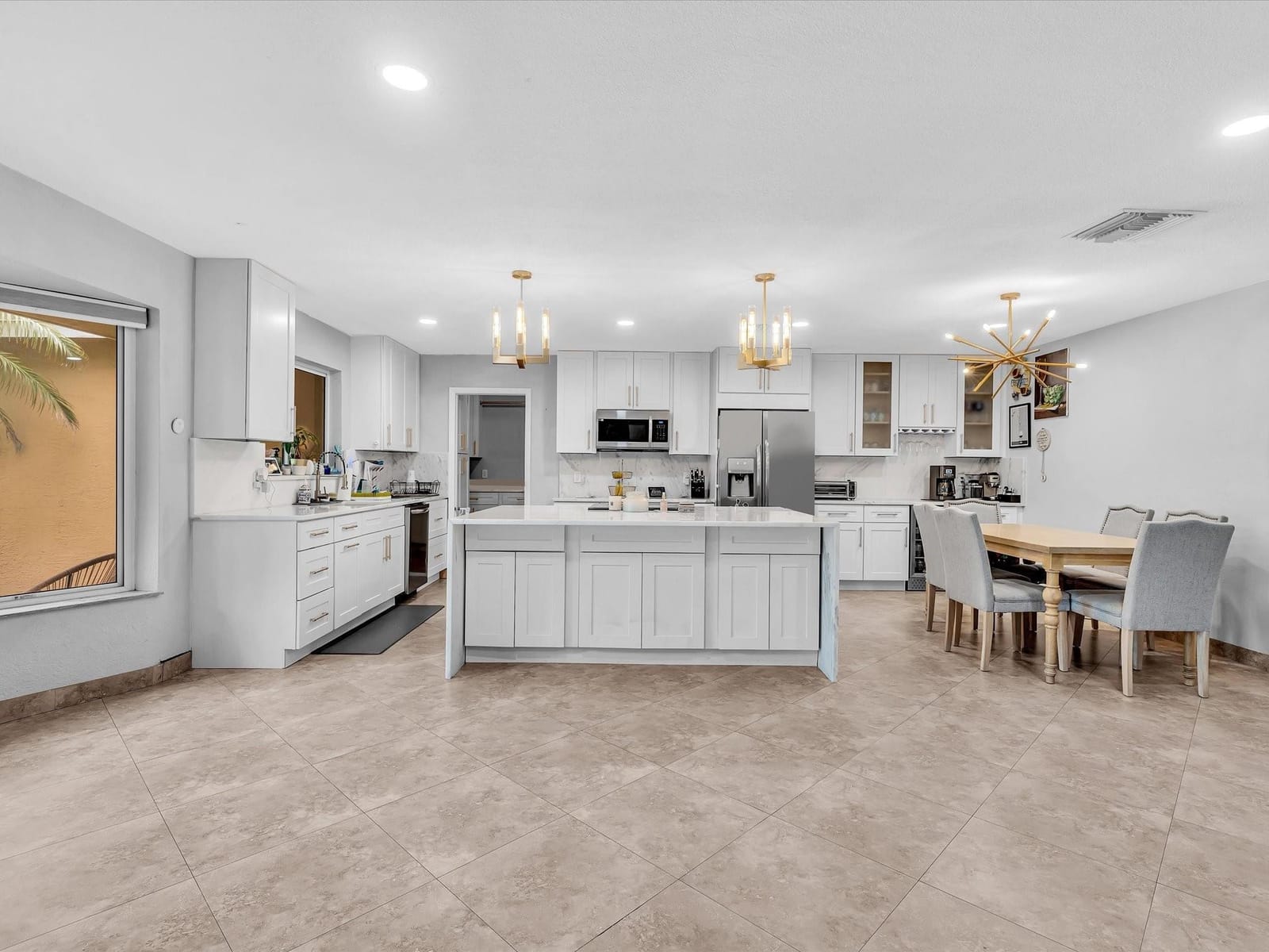 905 SE 13TH Court, Deerfield Beach, FL 33441 photo 13