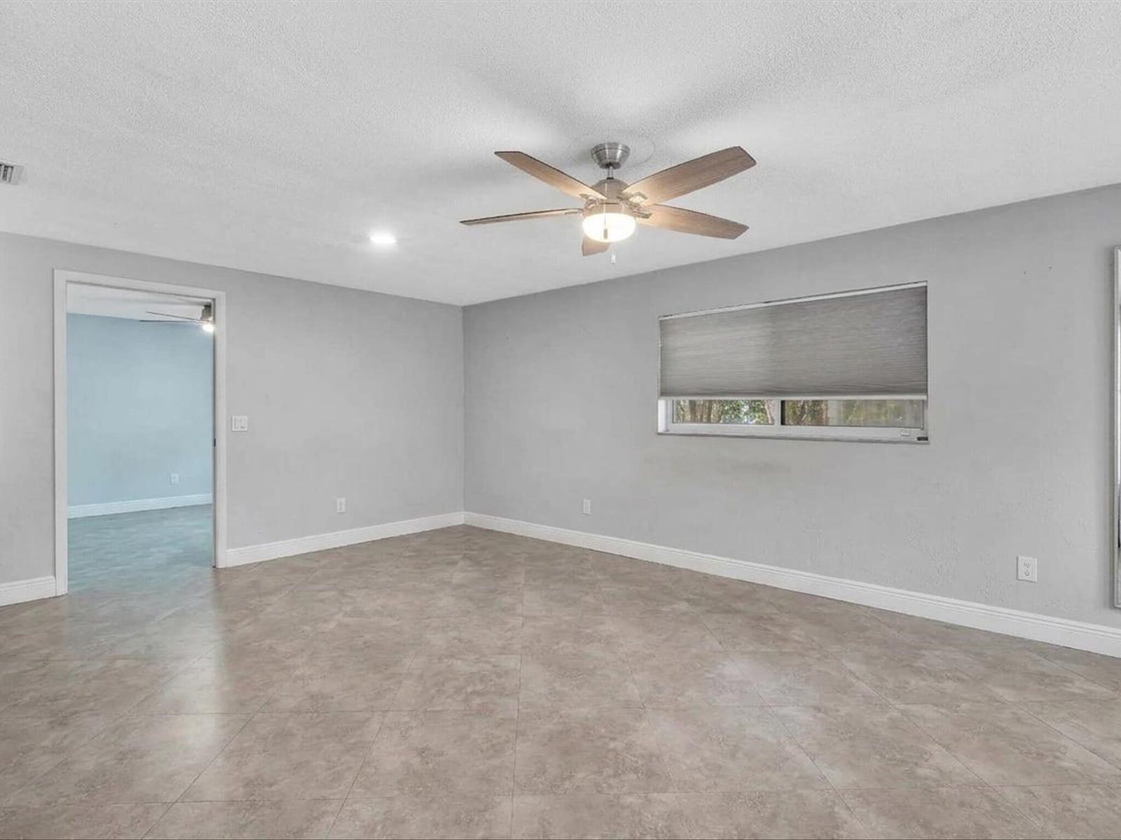 905 SE 13TH Court, Deerfield Beach, FL 33441 photo 27